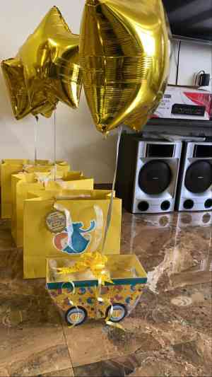 Boxes 169 Degree Gallery